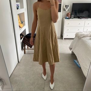 BEIGE/TAN BANANA REPUBLIC MIDI DRESS